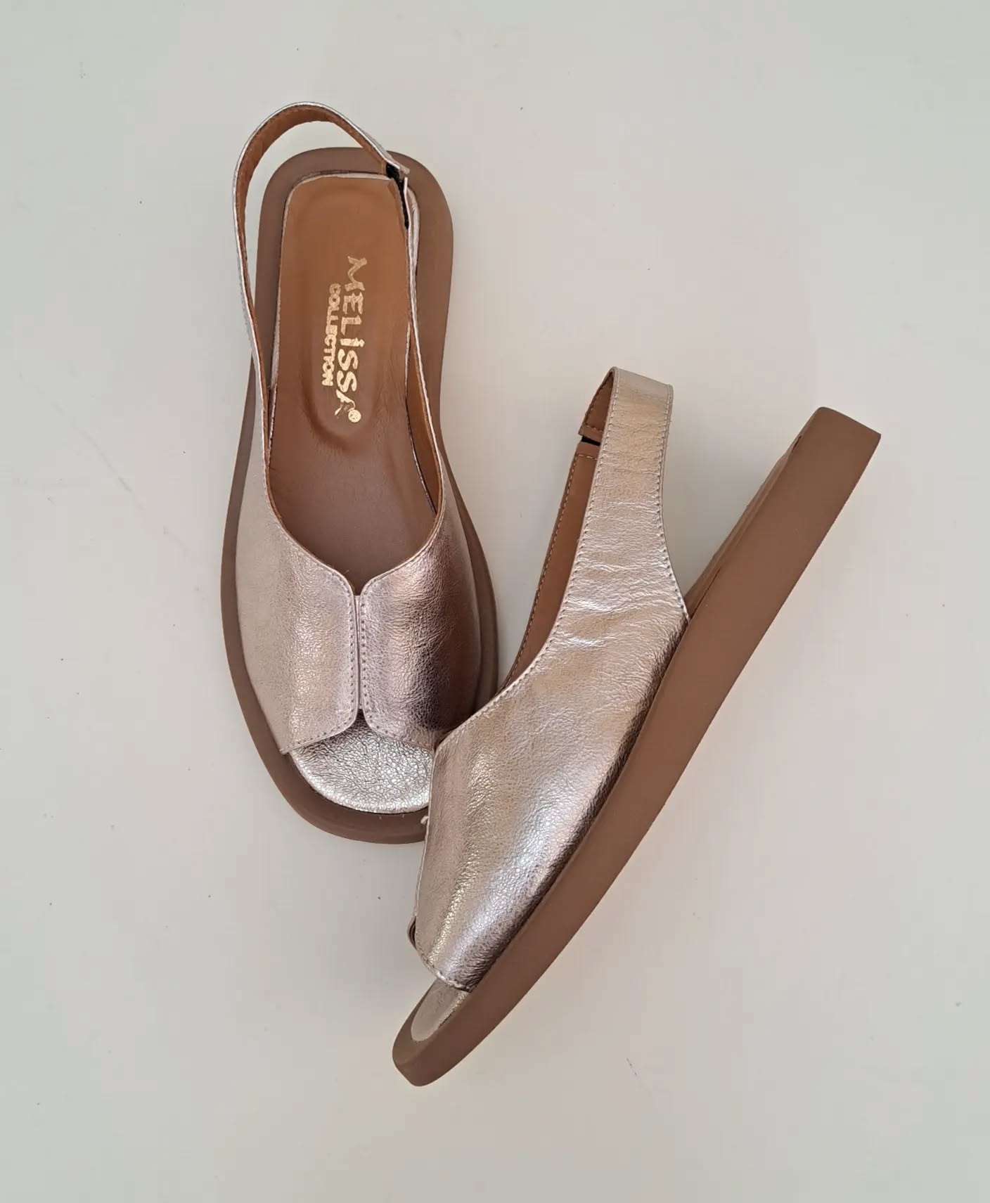 Fishmouth Flip-on Flat Sandals