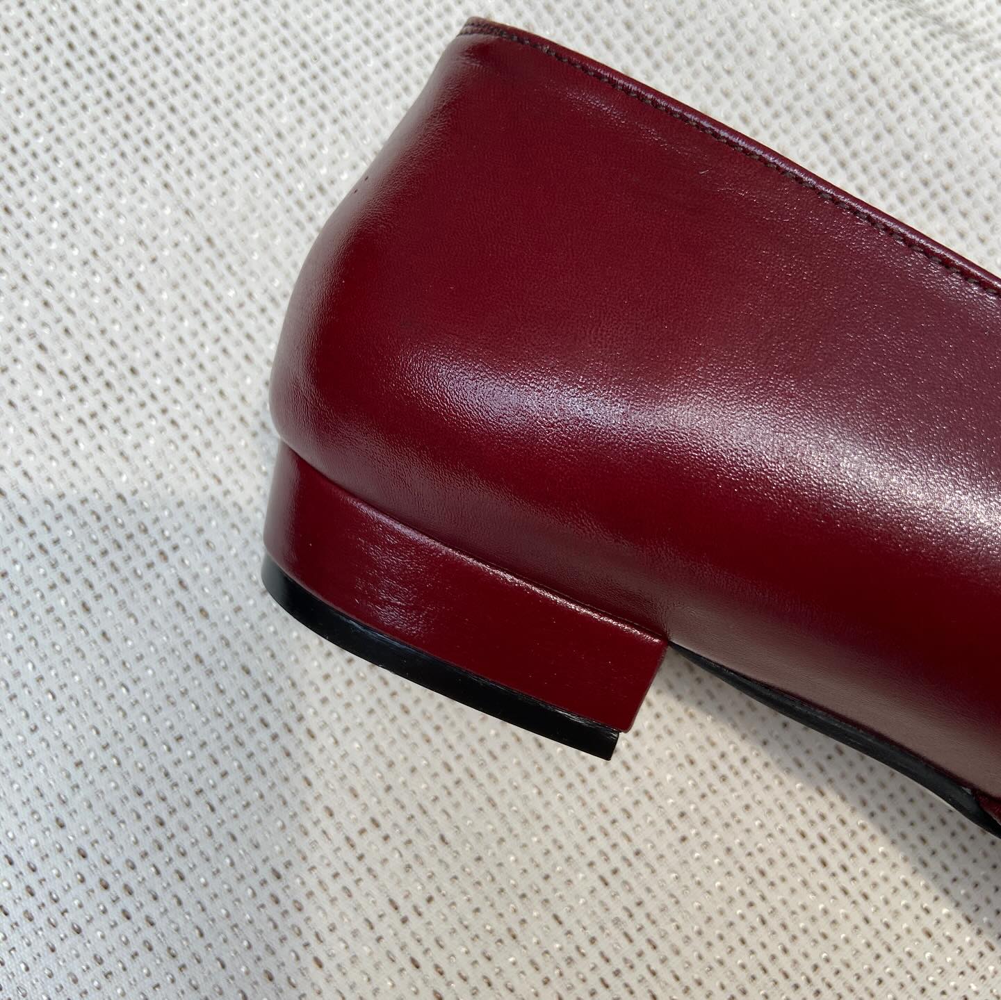 Cowhide Bow Low-heeled Shoes