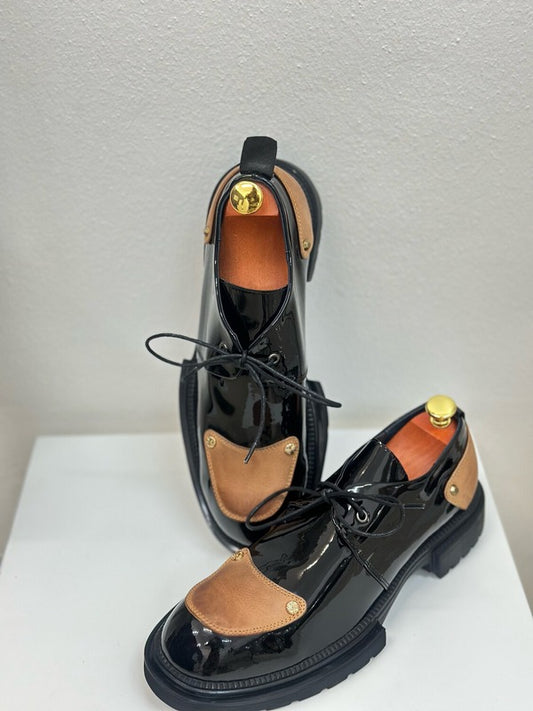 Two-Tone Patent Leather Lace-Up Oxford