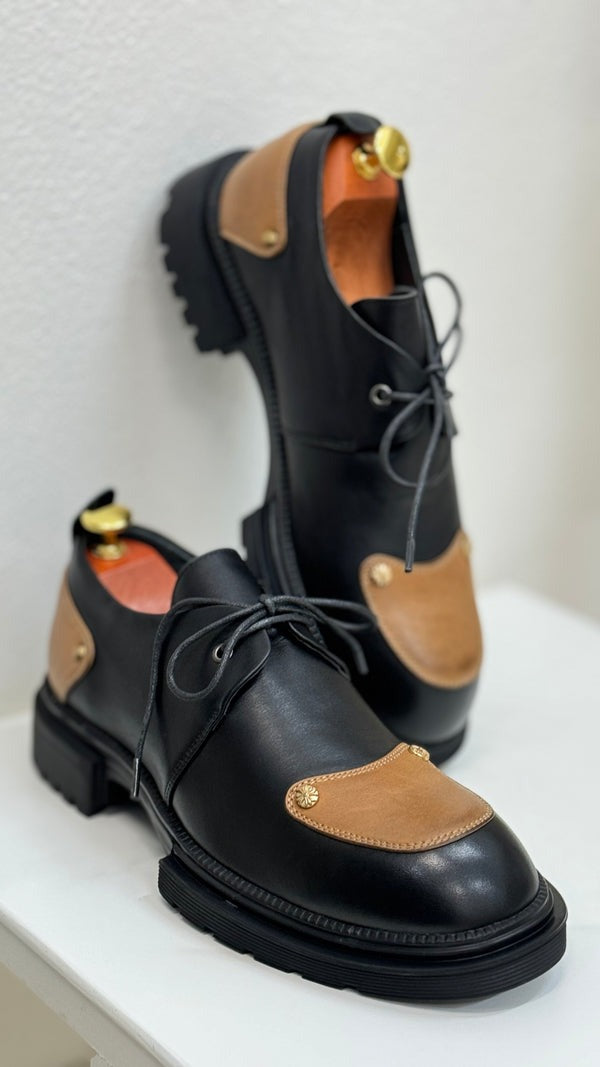 Two-Tone Patent Leather Lace-Up Oxford
