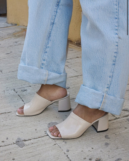 Elegant Leather Block Heel Open-Toe Mules
