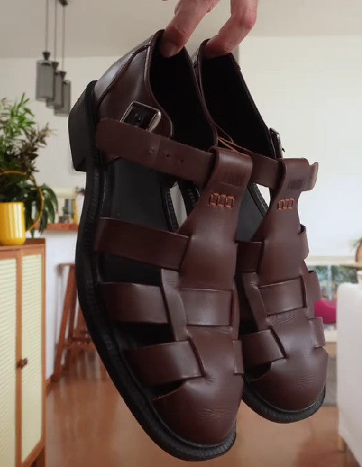Summer Leather Hollow Out Roma Buckle Vintage Flat Sandals For Men