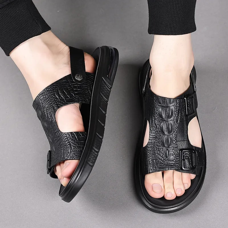 Summer Men‘s Premium Leather Beach Slippers Lightweight For Daily Dual-use Sandals And Slippers