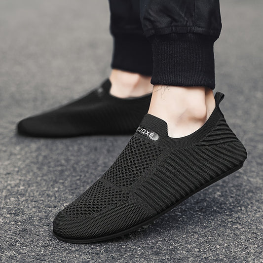 Men's Solid Color Slip On Breathable Sock Shoes