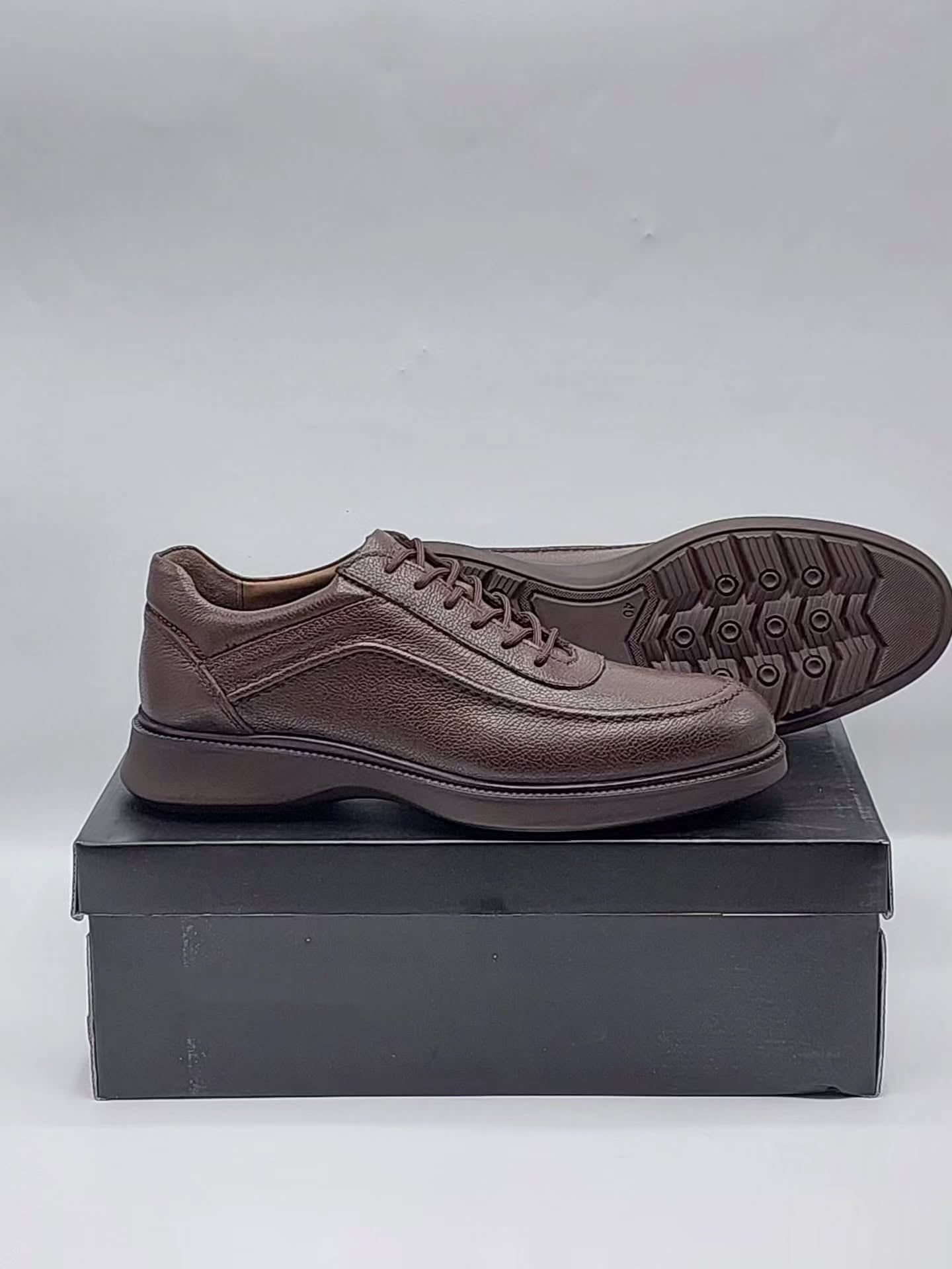 Comfortable Thick-soled Cowhide Casual Men's Shoes