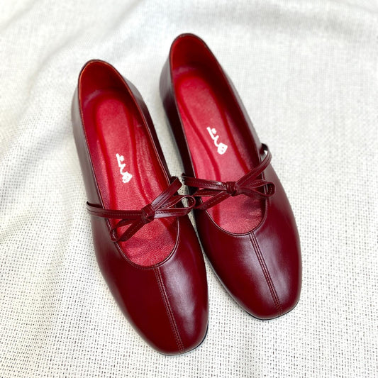 Cowhide Bow Low-heeled Shoes
