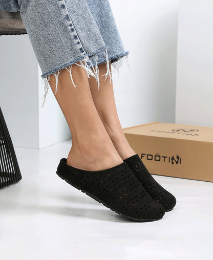 Hollow Carved Closed Toe Soft-soled Shoes
