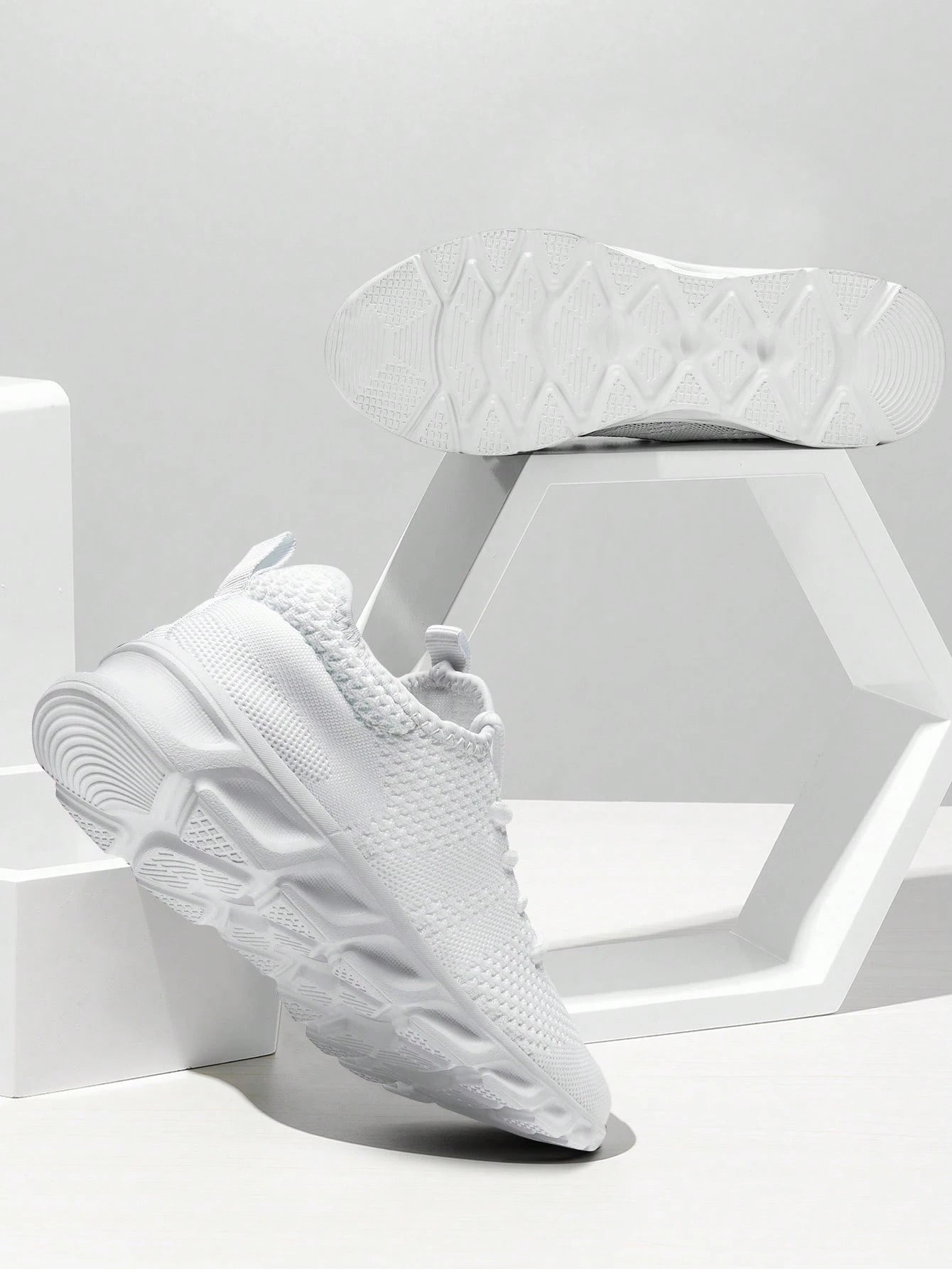 Men's Lightweight Mesh Breathable Athletic Sneakers