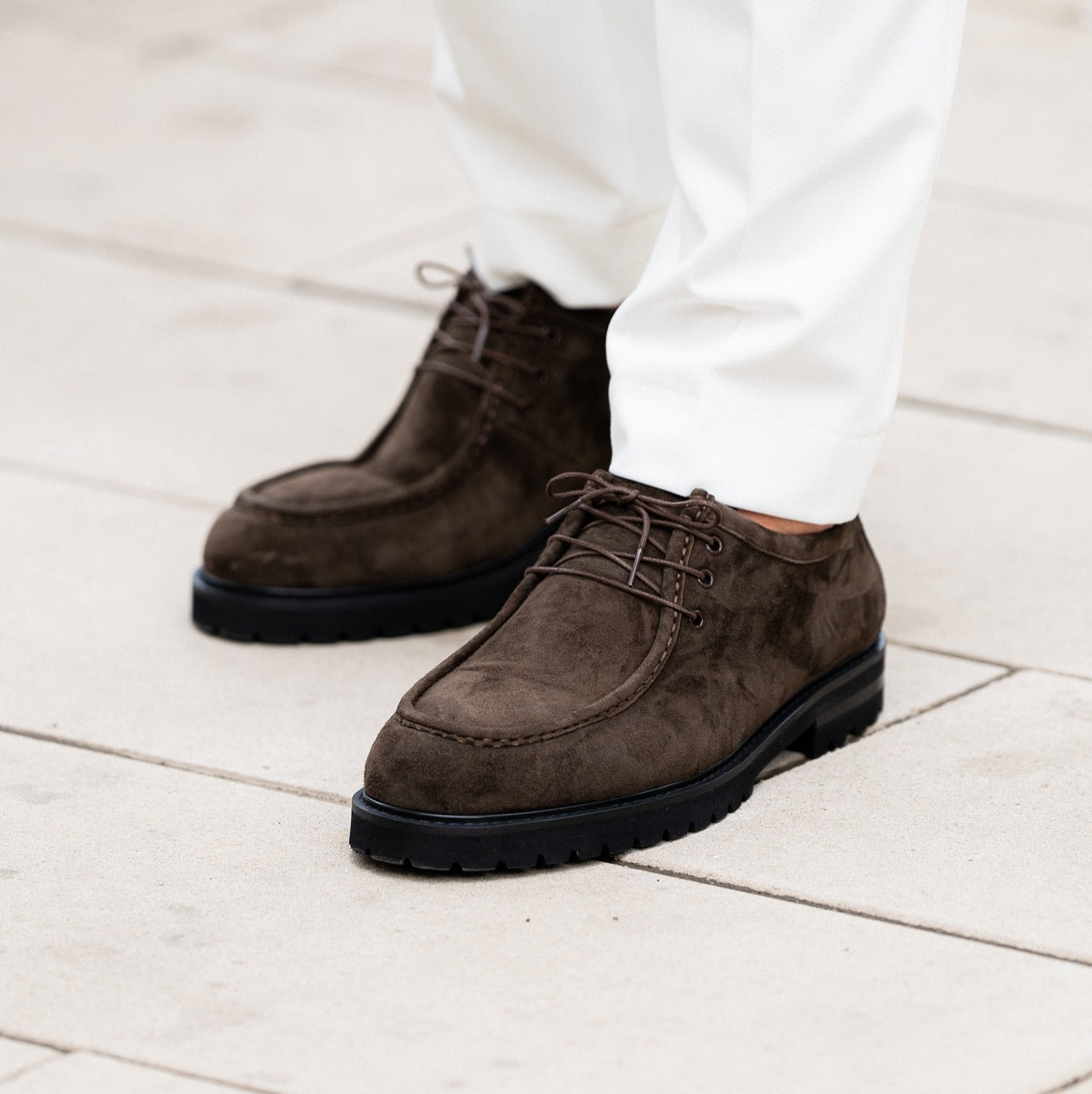 Men's Solid Suede Lace-up Casual Shoes