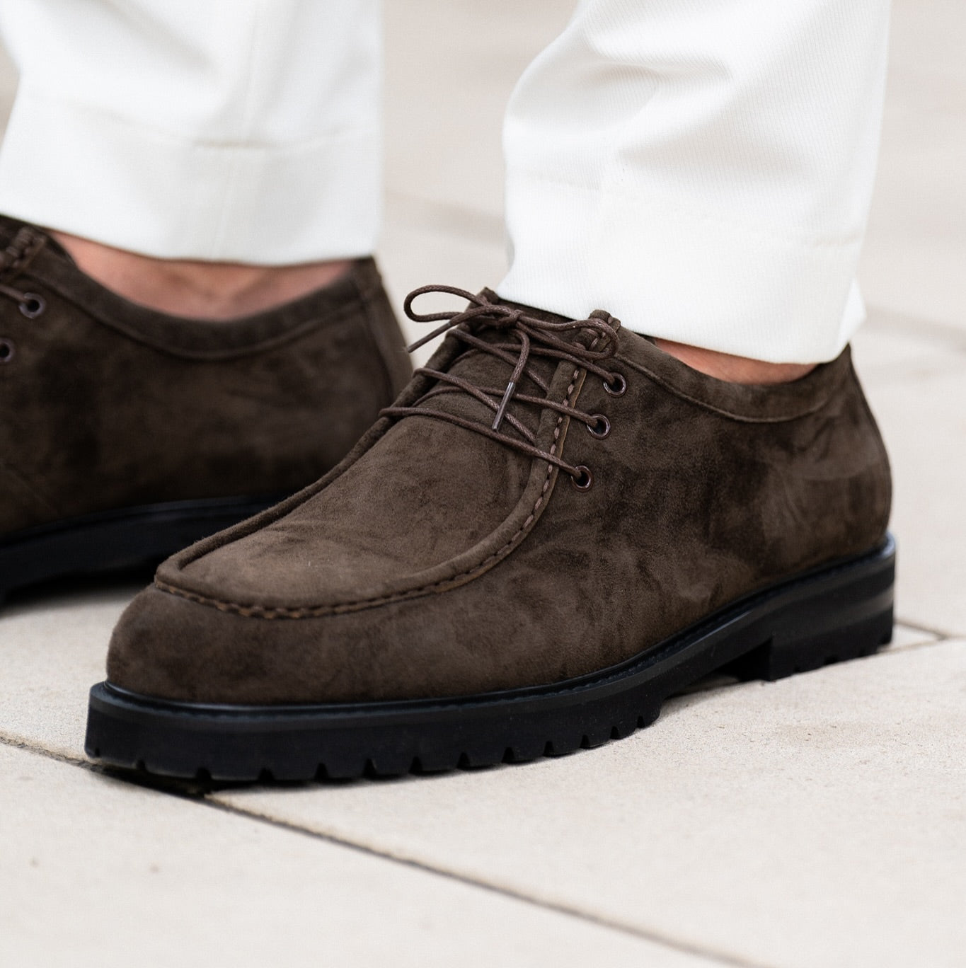 Men's Solid Suede Lace-up Casual Shoes