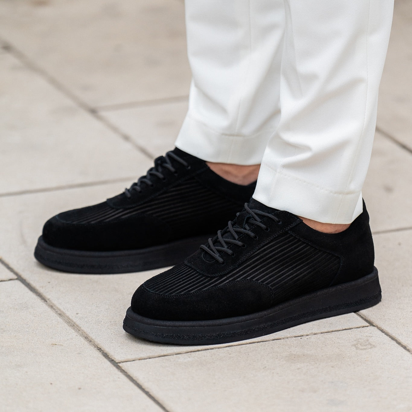 Striped Suede Lace-up Casual Shoes