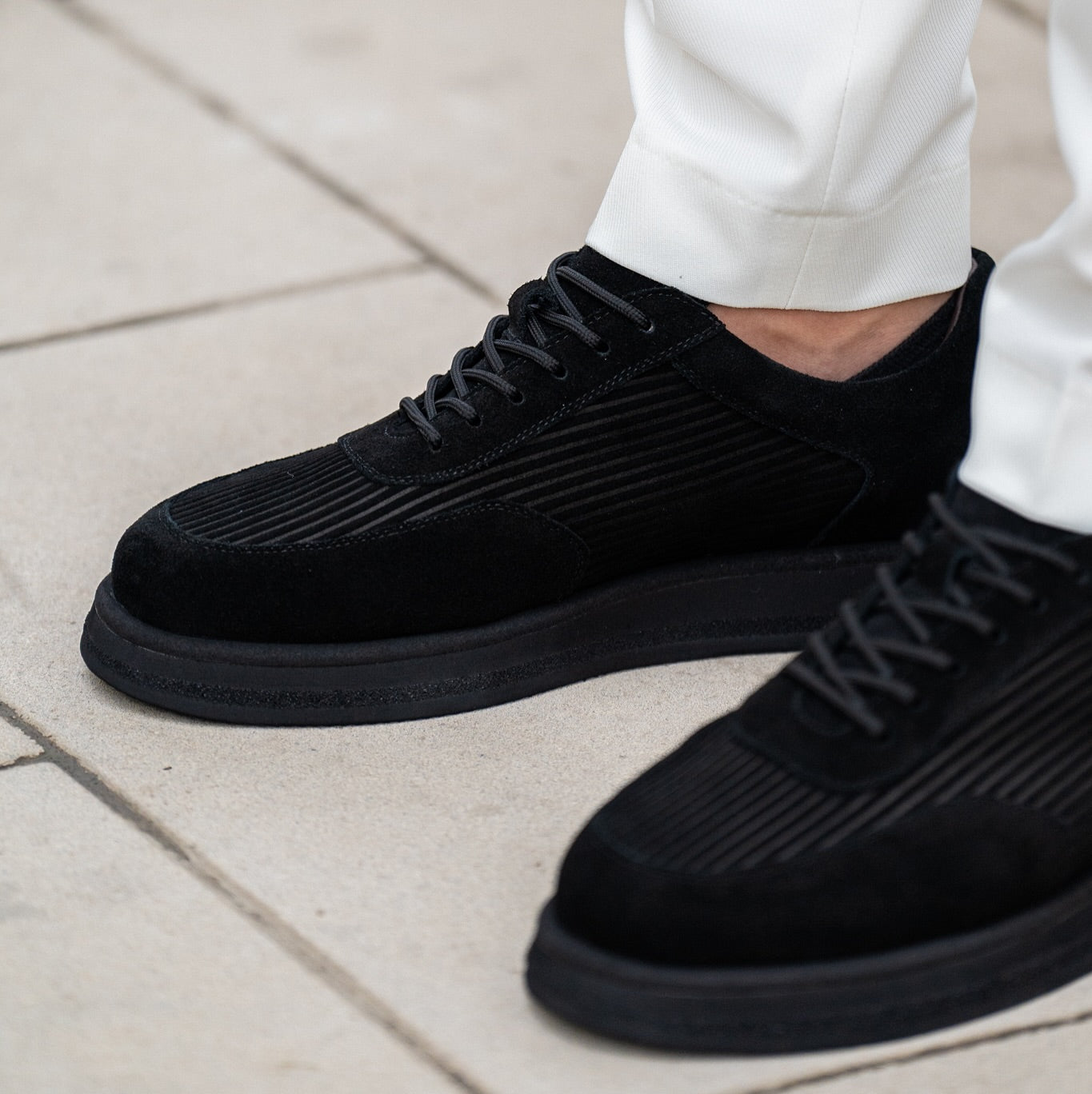 Striped Suede Lace-up Casual Shoes