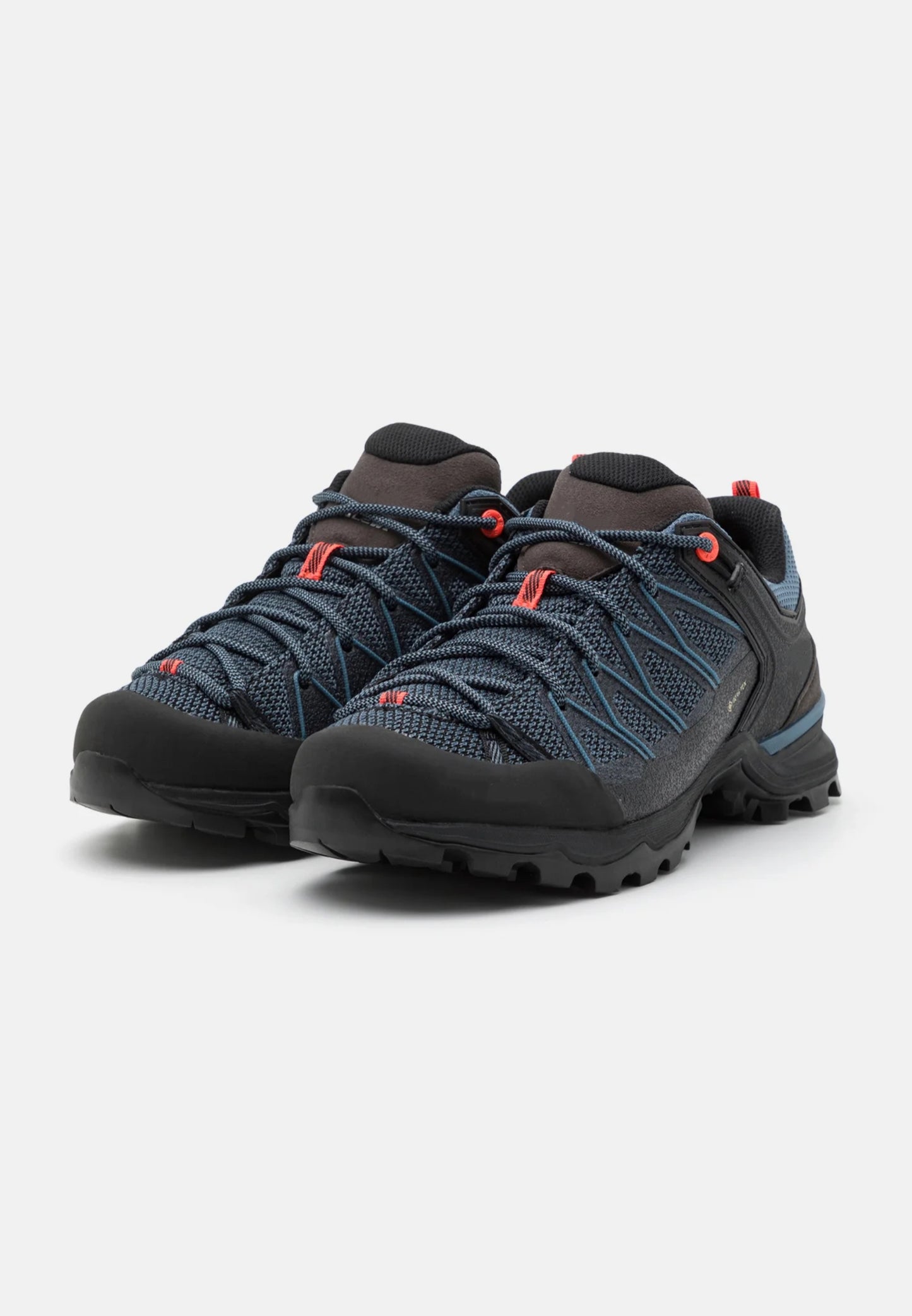 Mountain Trainer Hiking Shoes