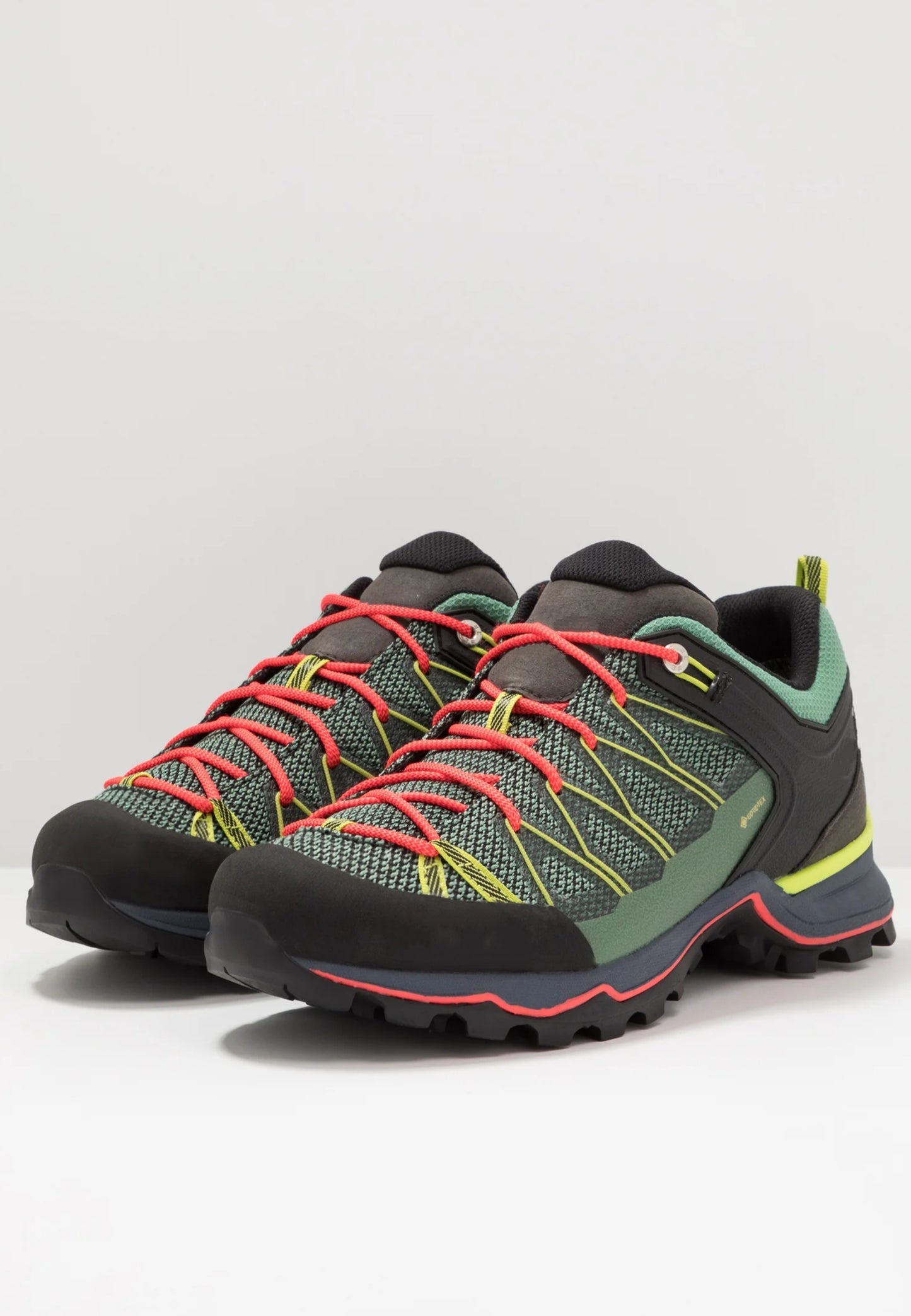 Mountain Trainer Hiking Shoes
