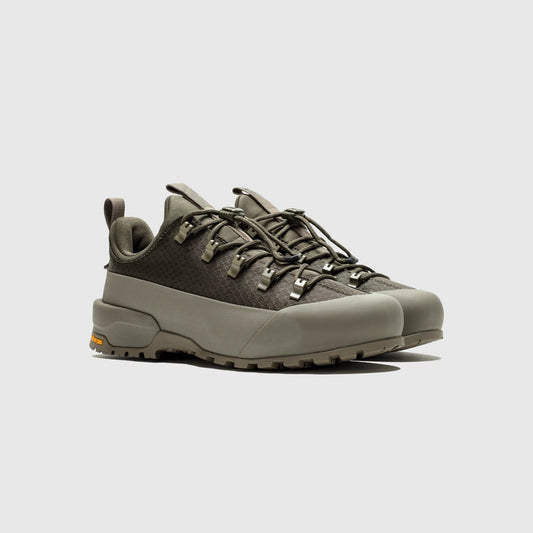 Waterproof Lace-up Hiking Shoes