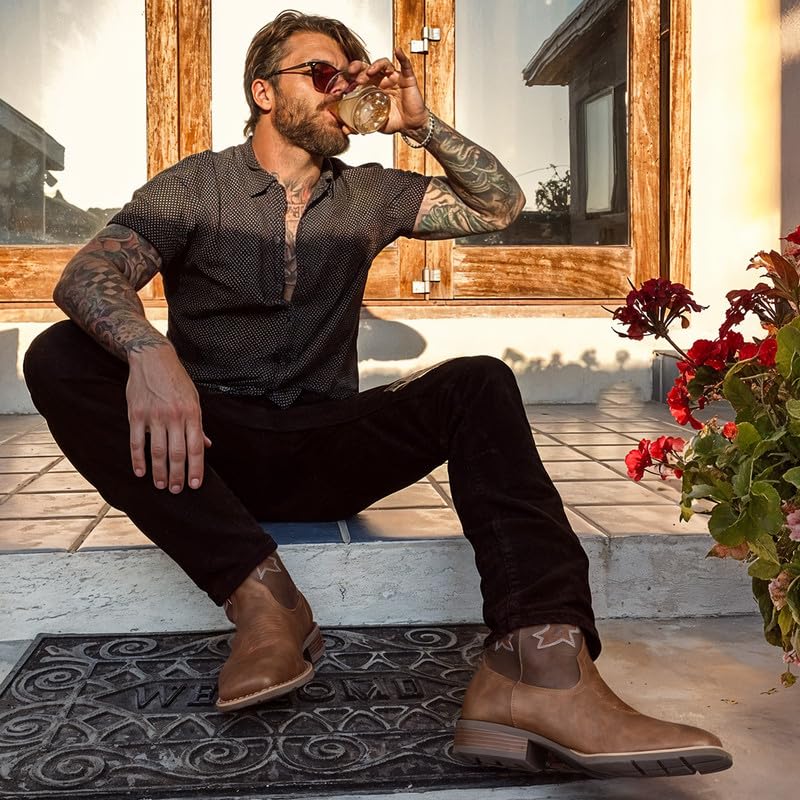Men's Western Boots With Embroidered