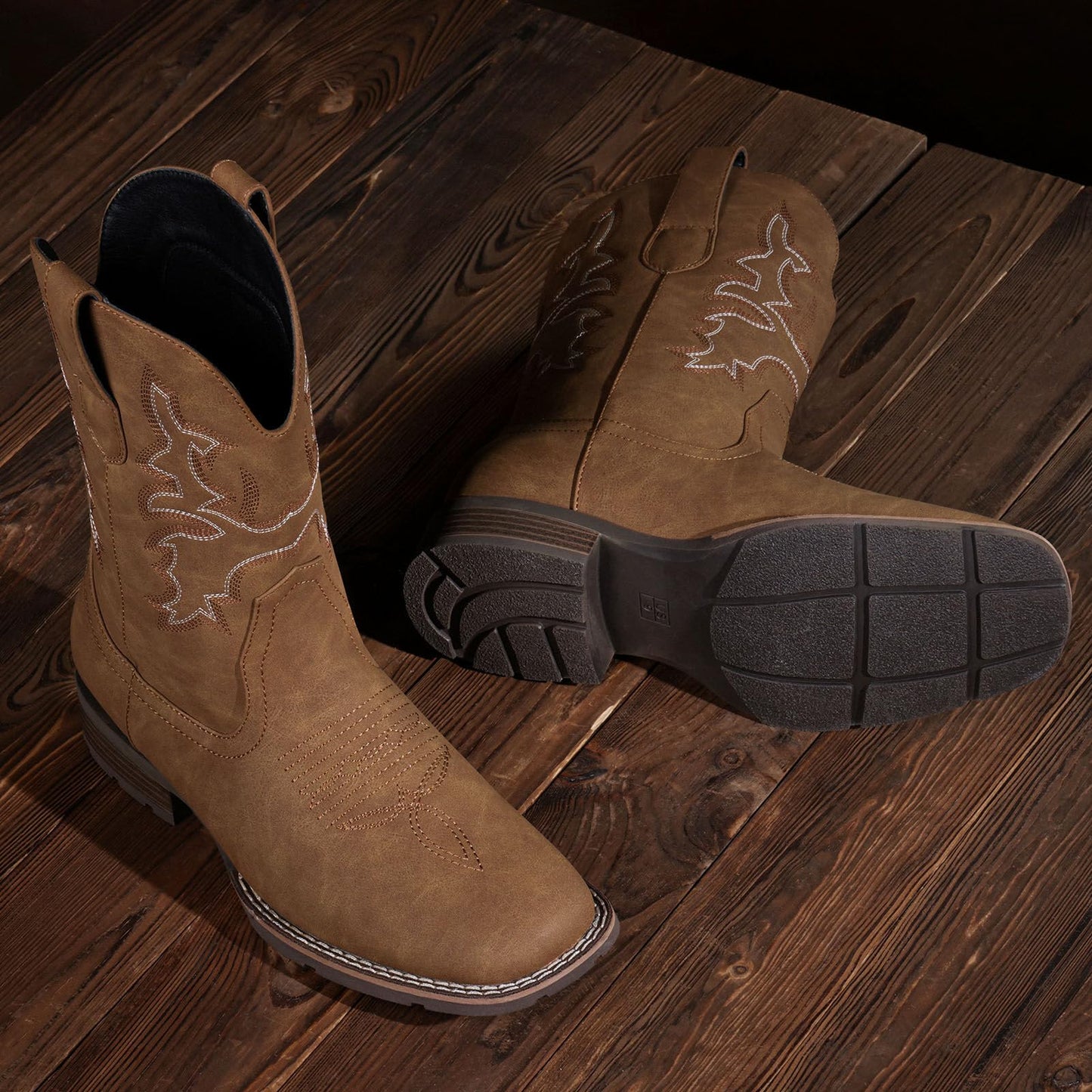 Men's Western Boots With Embroidered