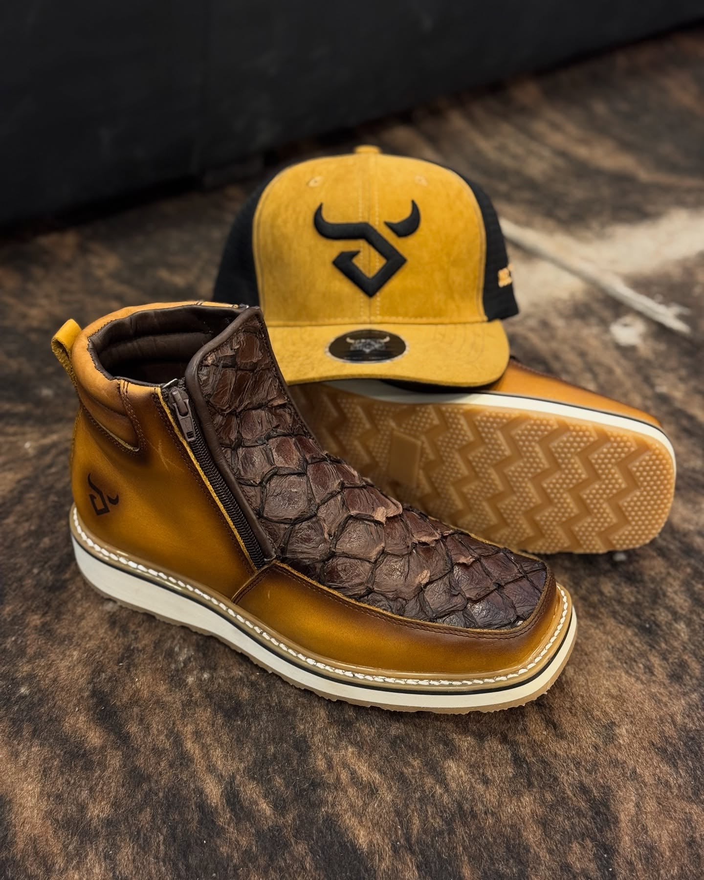 Piraruco Fish Leather Ankle Boots