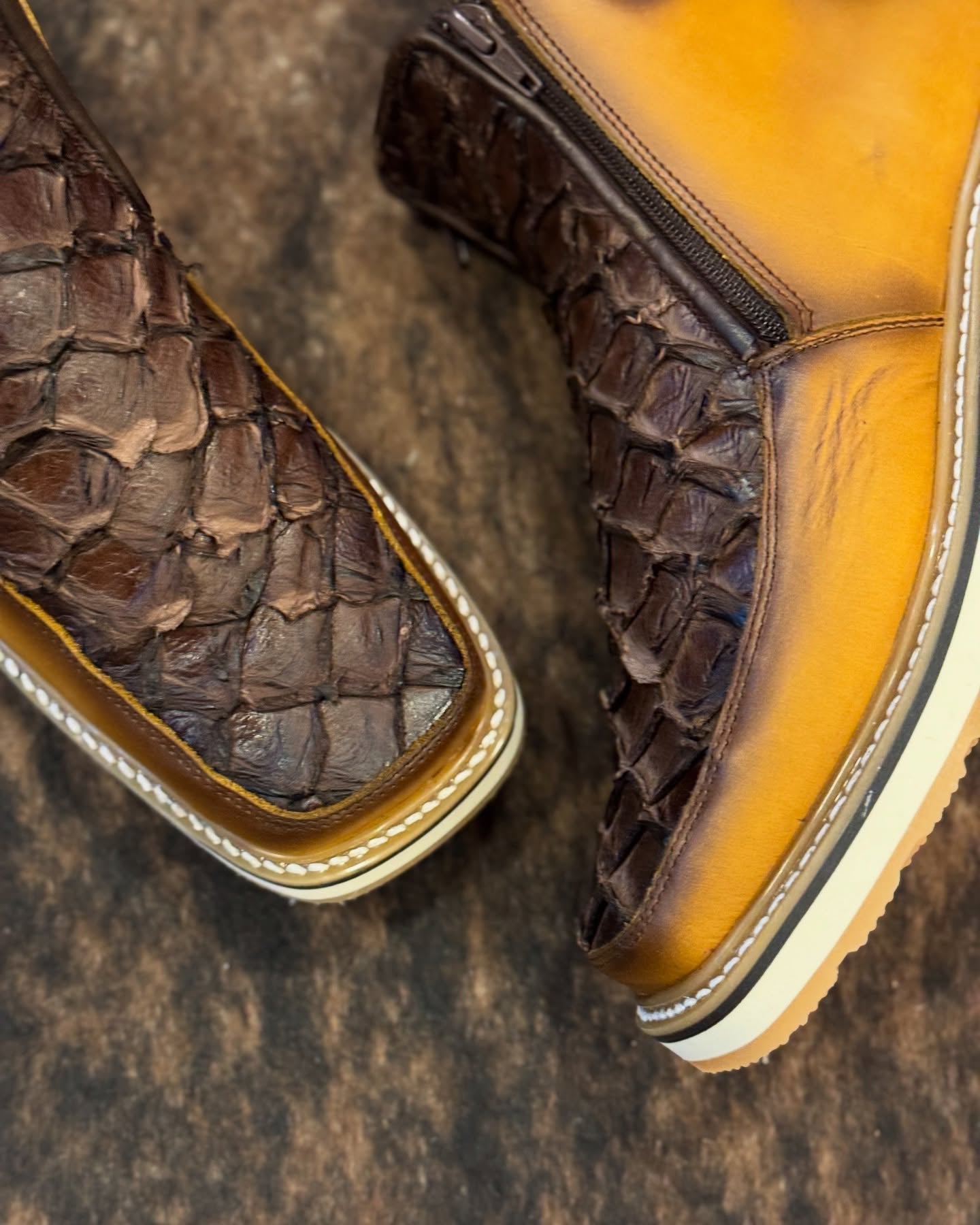 Piraruco Fish Leather Ankle Boots