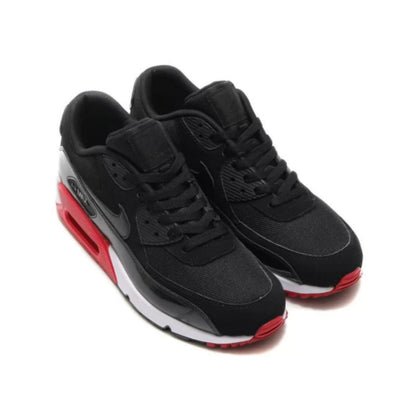 AM 90 Essential Men's Trainers