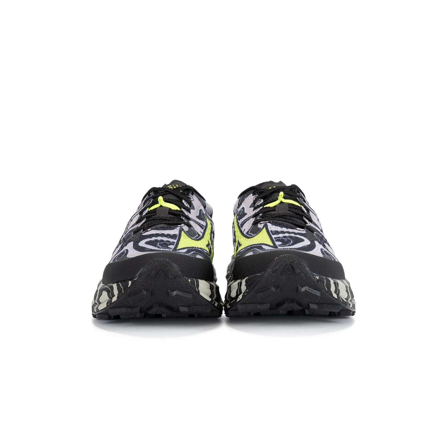Neo Accera Trail Running Shoes